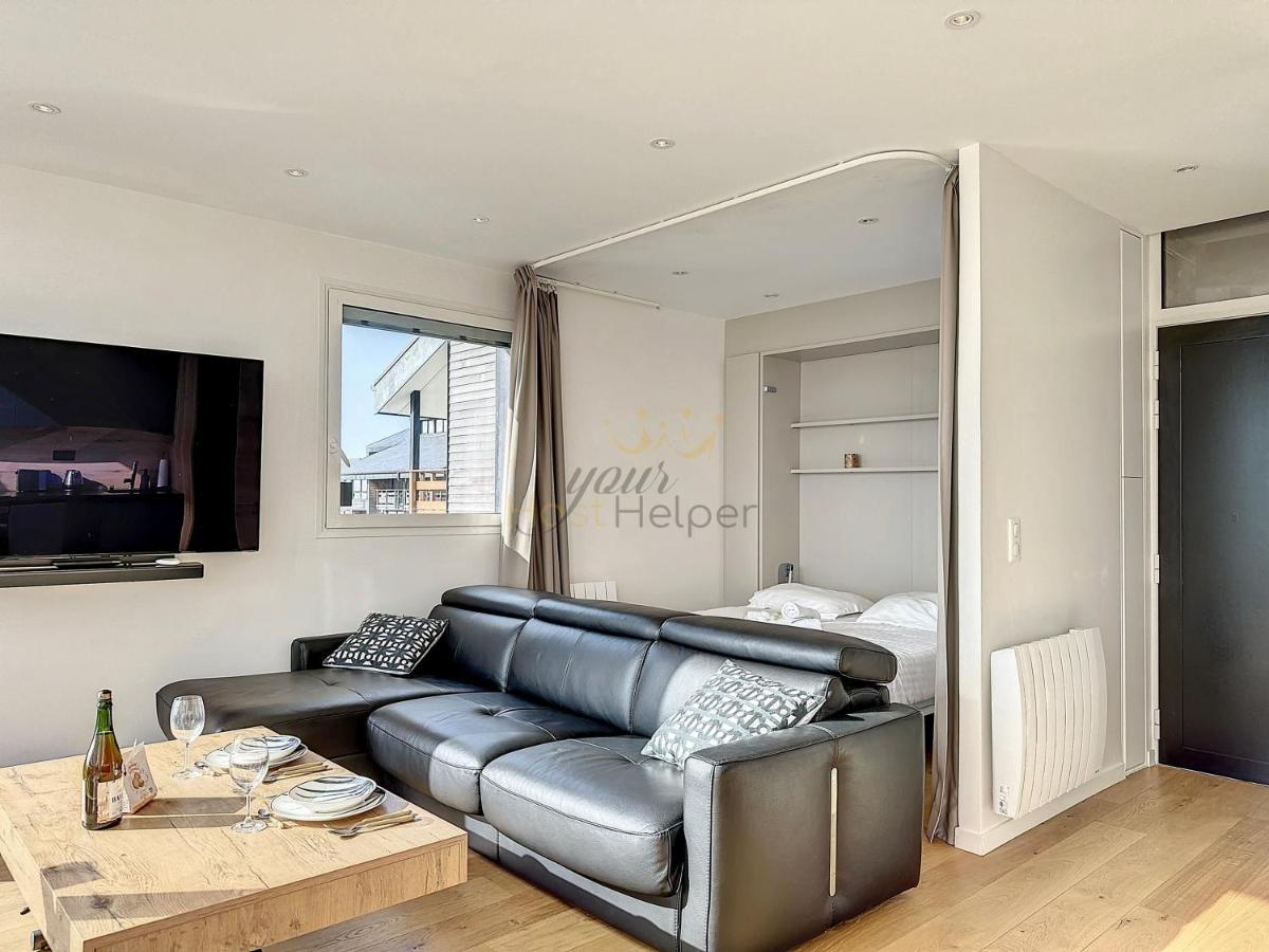 Le Yacht Yourhosthelper โดวีลล์ ภายนอก รูปภาพ